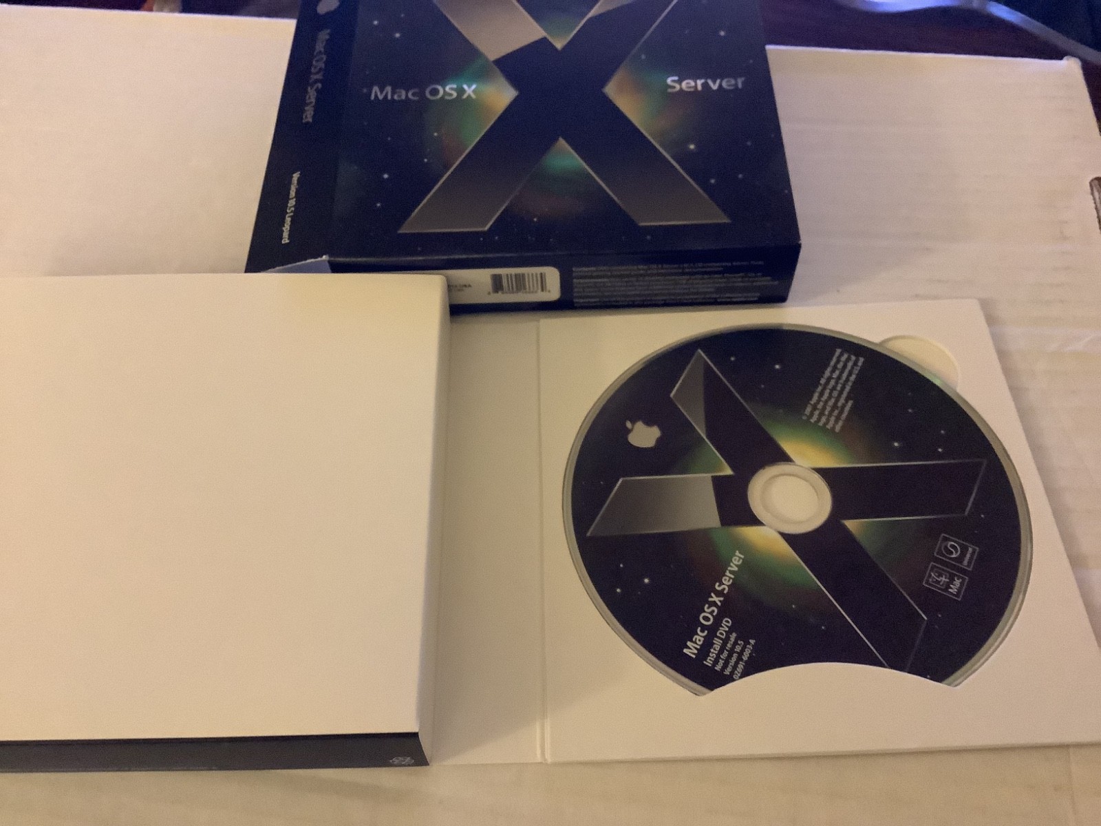Apple Mac OS X Server 10.5 Leopard Software Open Box