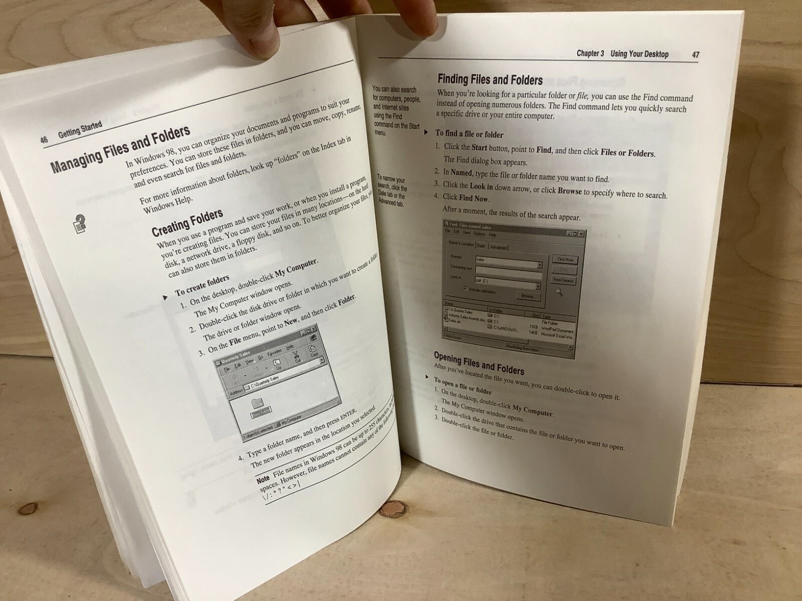 Vintage Microsoft Windows 98 Getting Started PC Book Manual Booklet Very Good