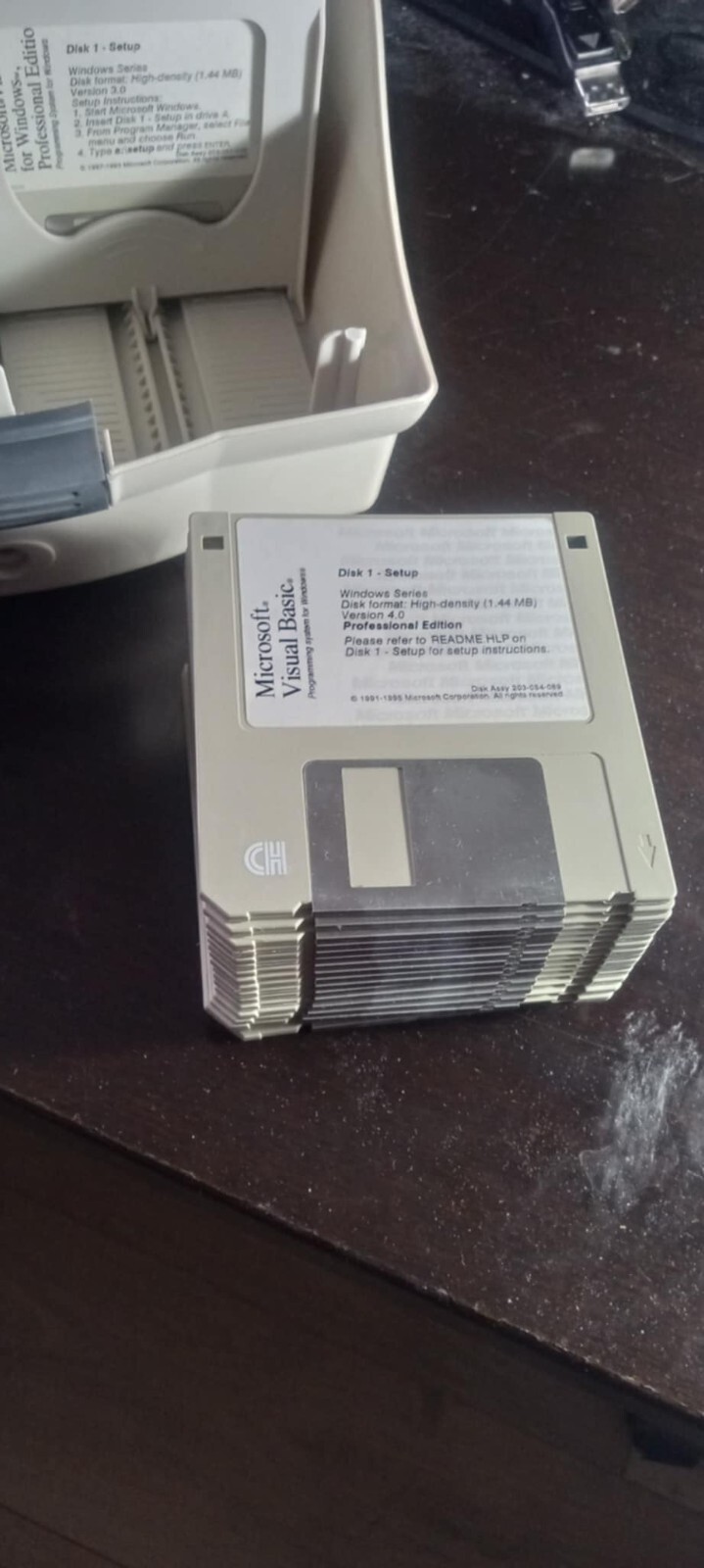 Microsoft Visual Basic 3, 4, C++, FoxPro 2.5, 2.6 1.44 Mb floppy diskette dev