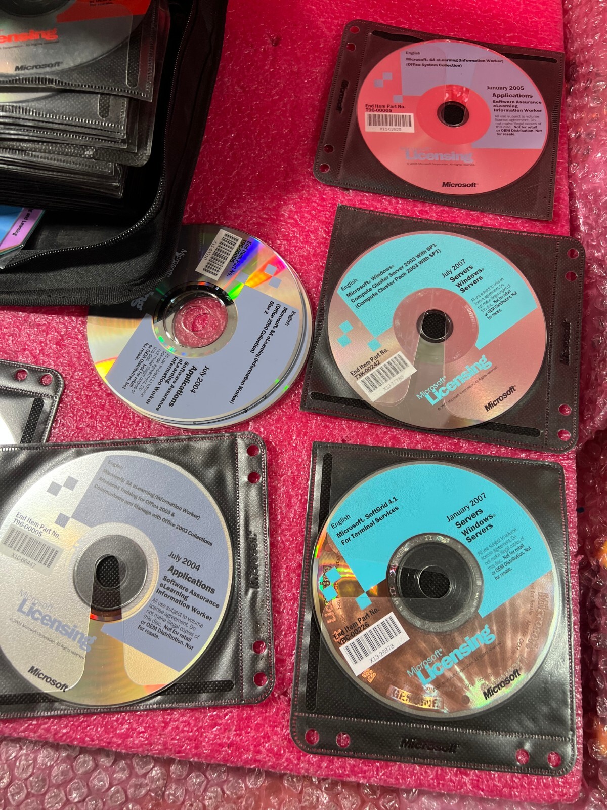LOT Disks Server License Microsoft / APPLICATIONS 2004 2007 MIX AS-IS