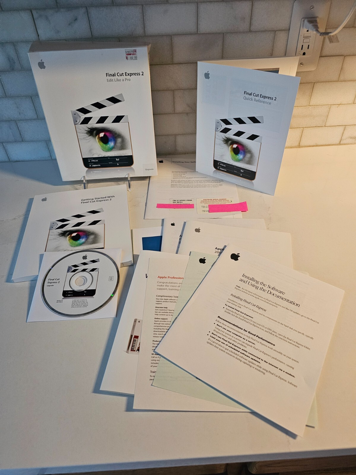 Vintage Apple Macintosh Final Cut Express 2 Upgrade Video Editing Software