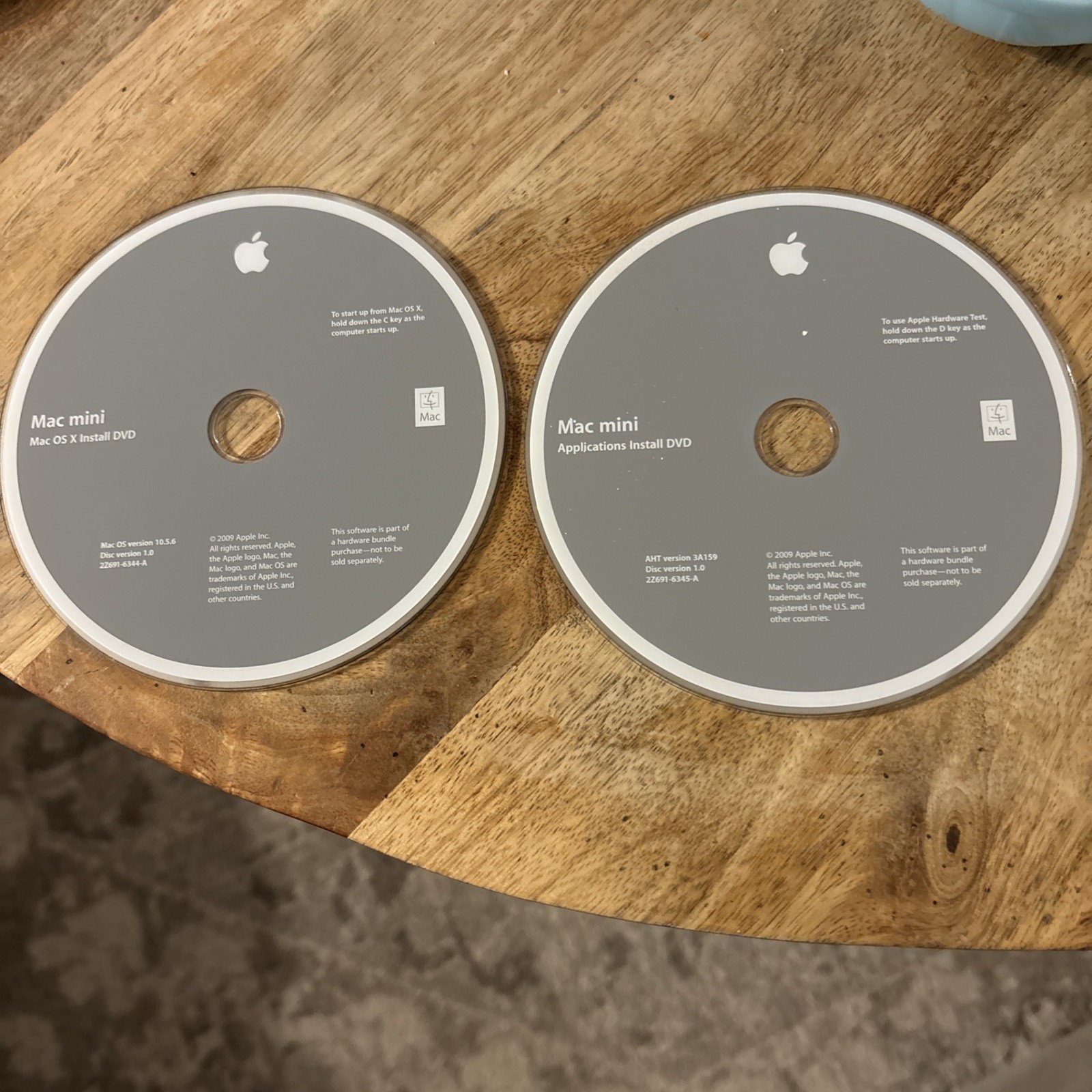 Apple Mac Mini OS X 10.5.6 Apps & Install DVDs 2009, 2Z691-6345-A, 2Z691-6344-A