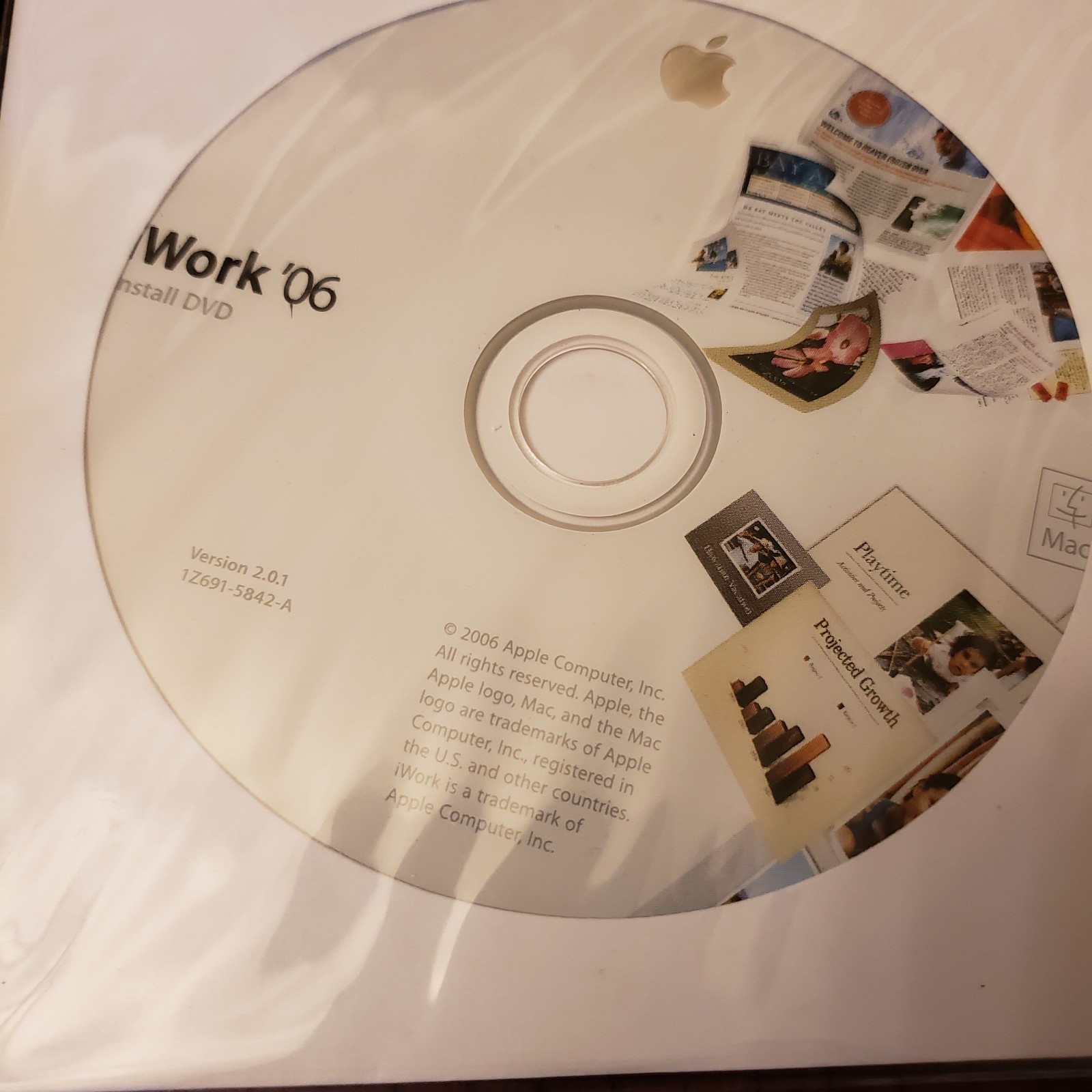 Mac OS X & Application Install Disc 1 & 2 OS 10.4.8 MacBook 2006 & iWork ’06