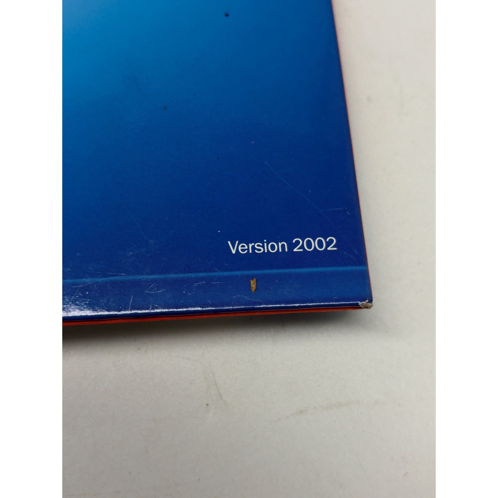 Microsoft Windows XP Professional Version 2002 Service Pack 2 Upgrade CD w Case