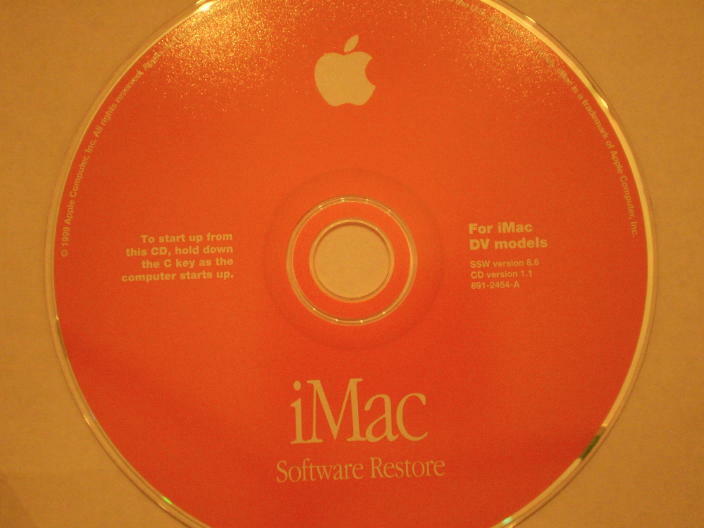 Apple Macintosh iMac DV (1999) Software Media Pack 600-7630A – 8 CD’s