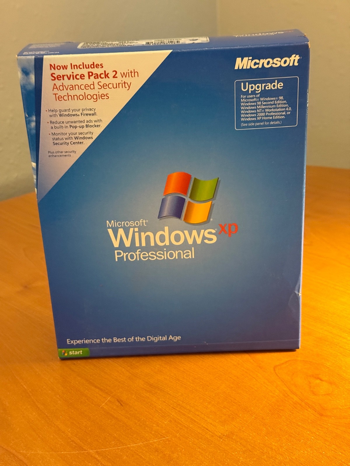Vintage Microsoft Windows XP Professional Upgrade w/ SP2 – Mint