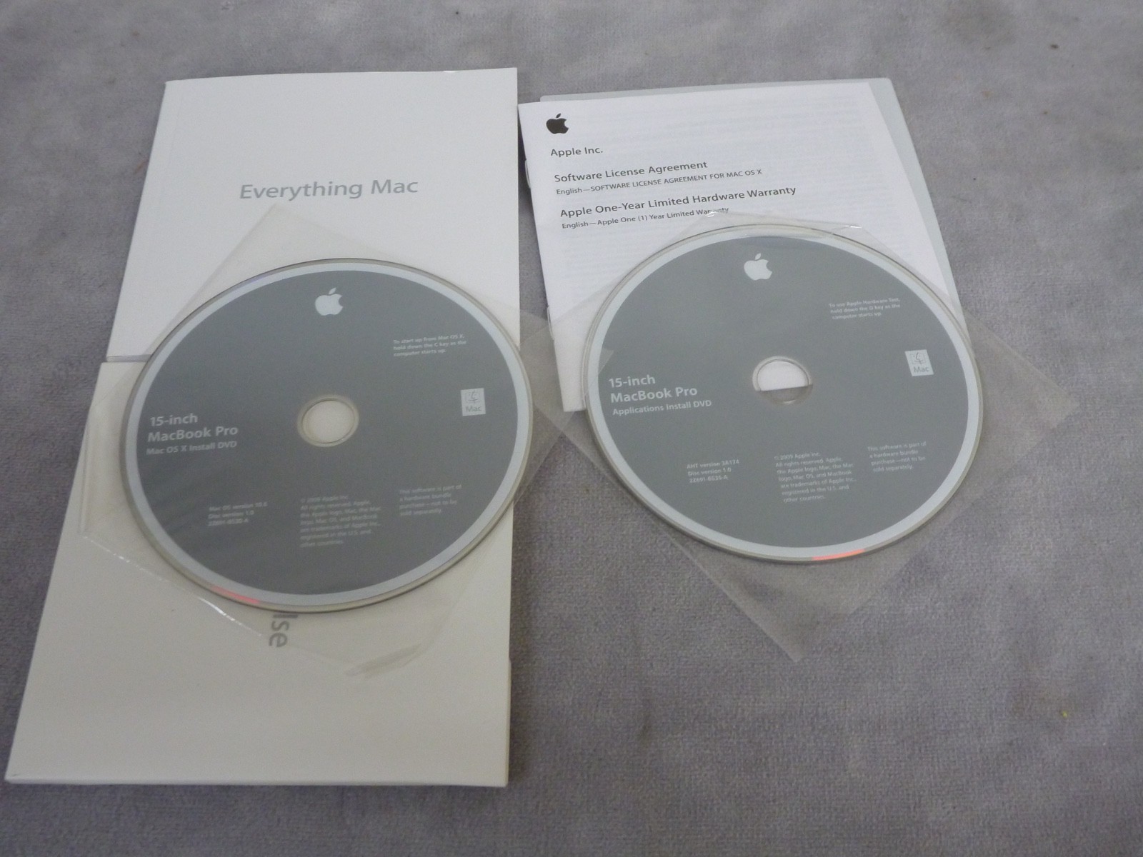 MacBook Pro 15 original DVD not burnt OS X 10.6. , Application and Books