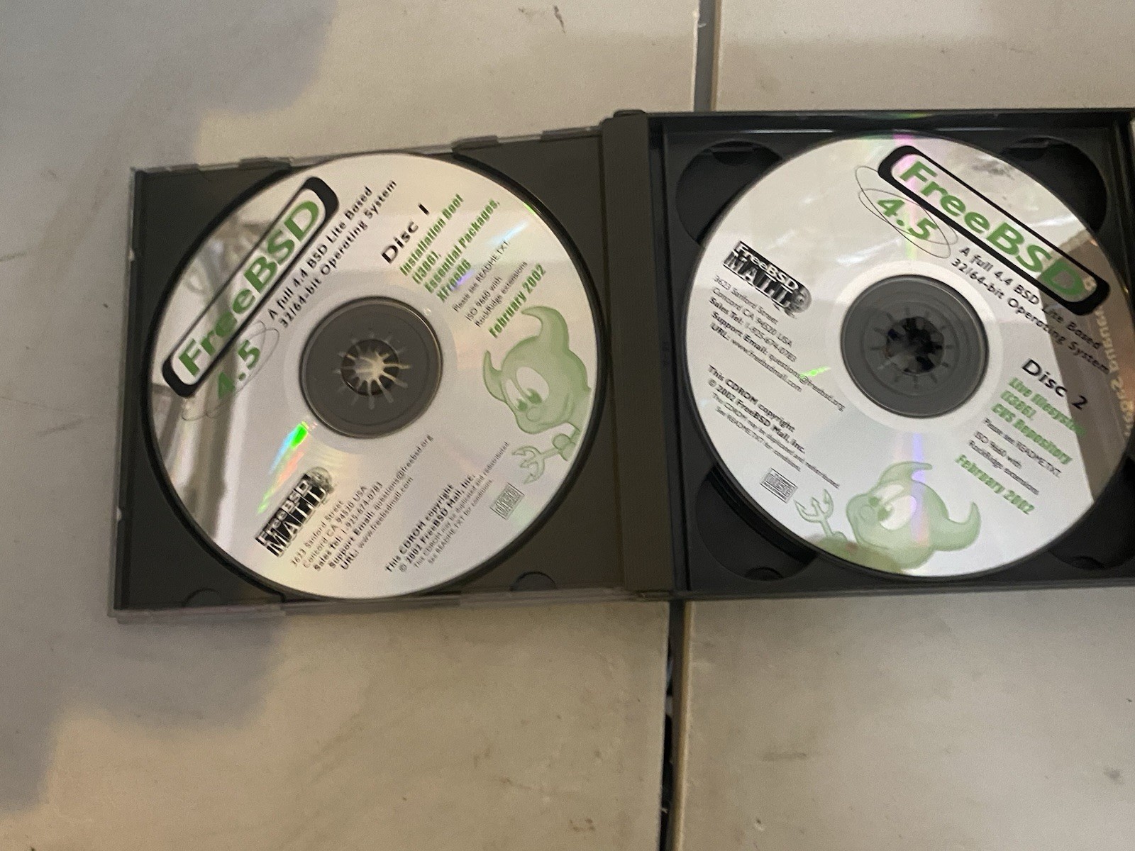 Vintage FreeBSD 4.5 February 2002 Operating System PC x86 32/64-bit CD Set