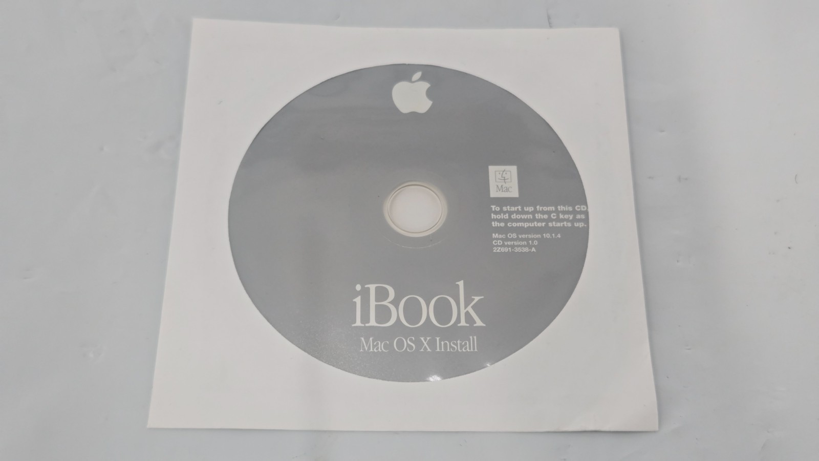 iBook G4 System Restore 8 Discs & World Book Mac 10.1.4, 9.2.2 LOT of 8