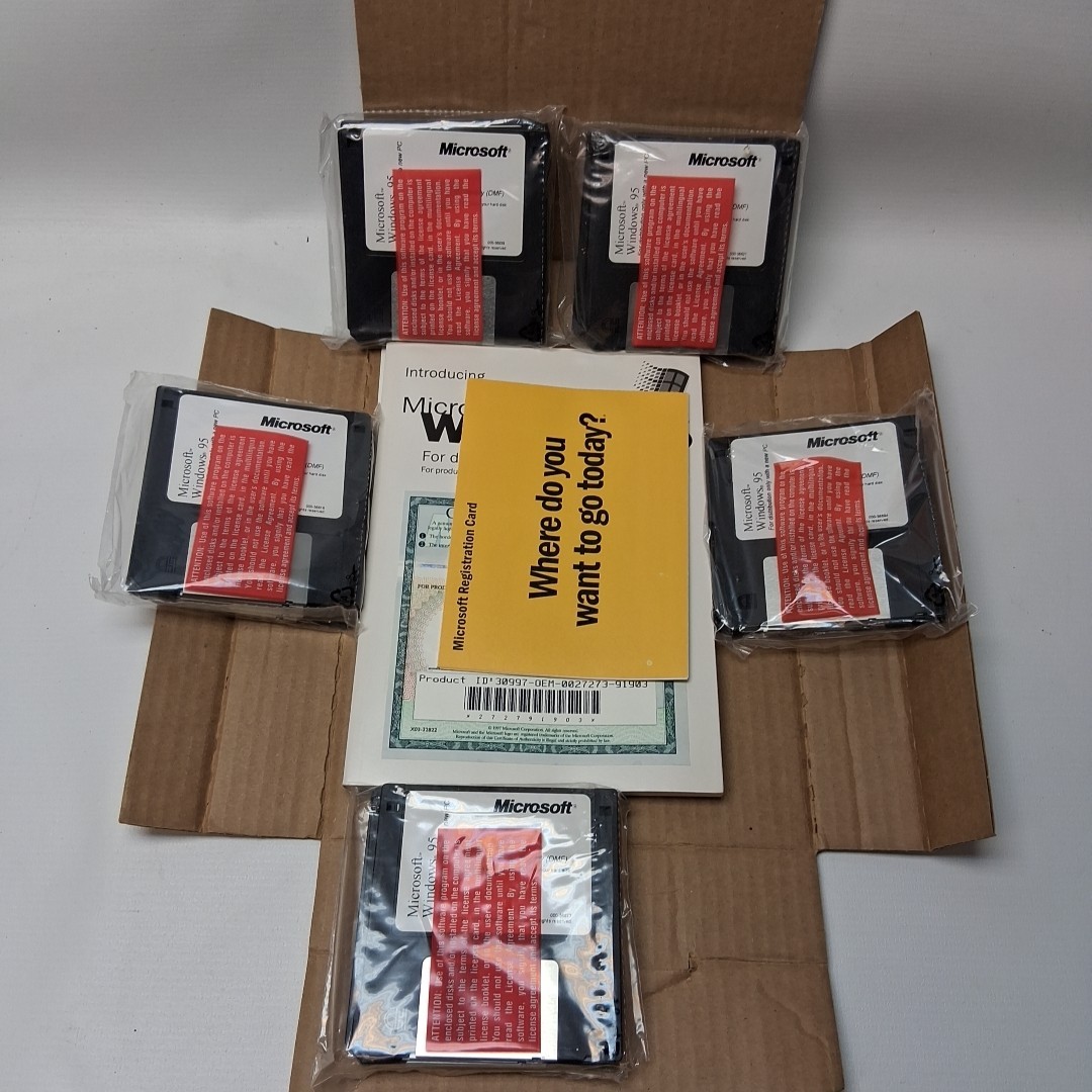 Microsoft Windows 95 OS 3.5″ Floppy MS-DOS PCs RARE 1996 US Int Expl Kit N/c