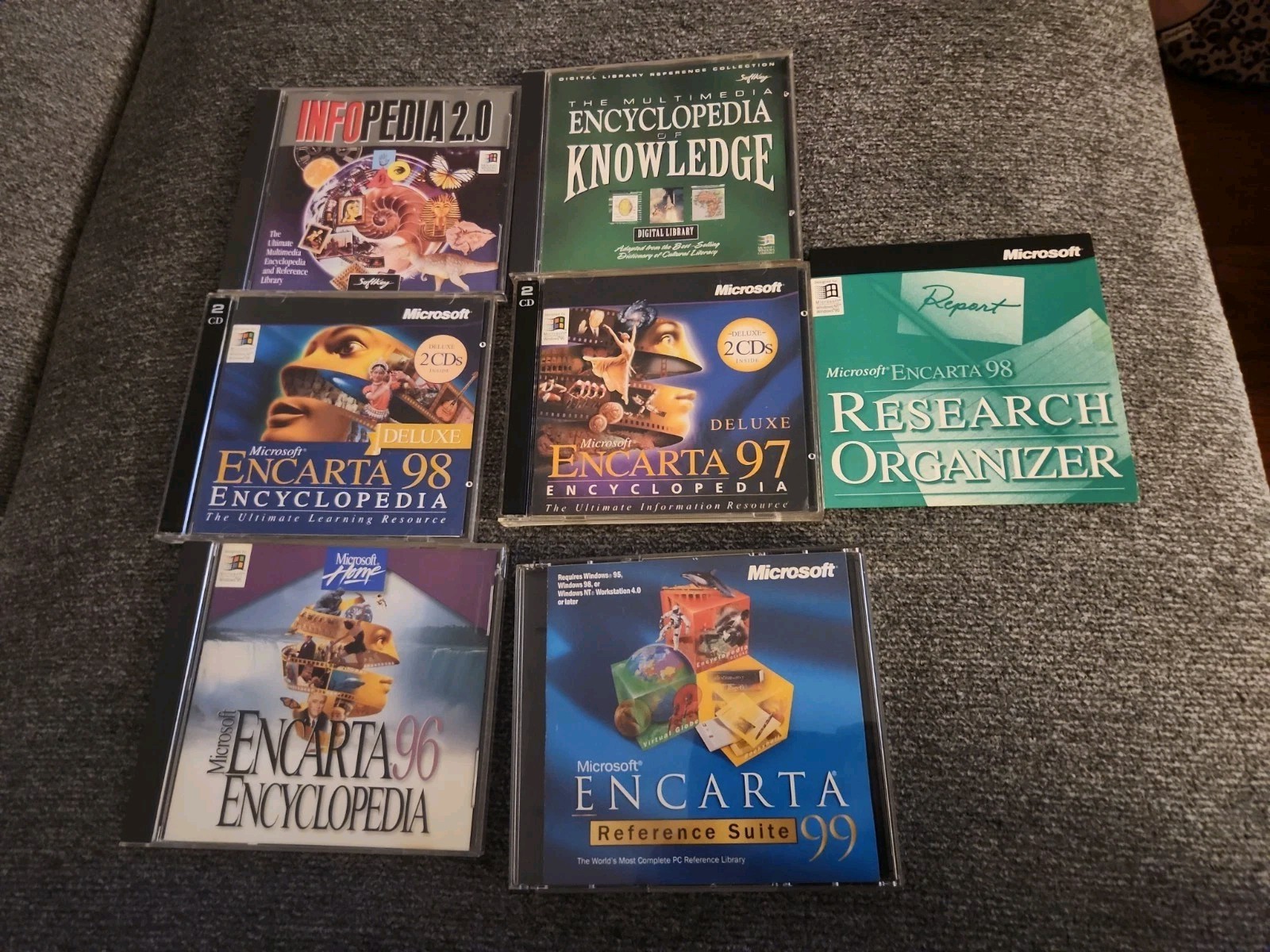Lot of 7 Vintage Windows CD Software – Encarta And Encyclopedia