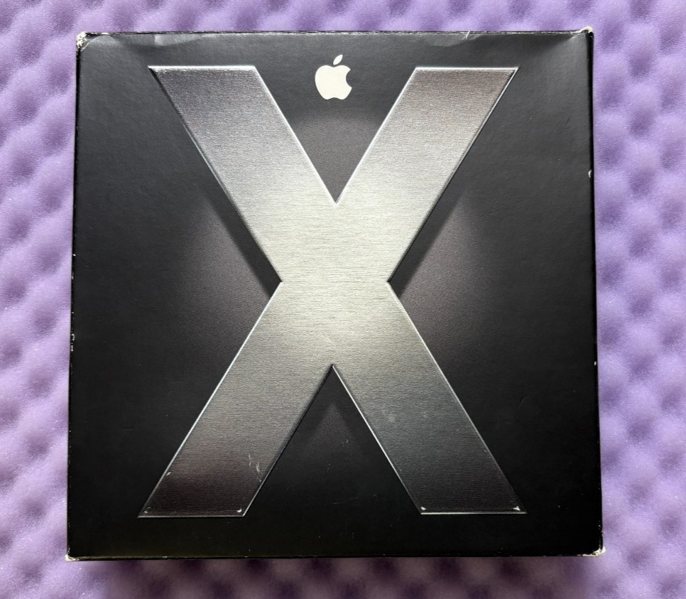 Mac OS X Tiger version 10.4 Retail Package