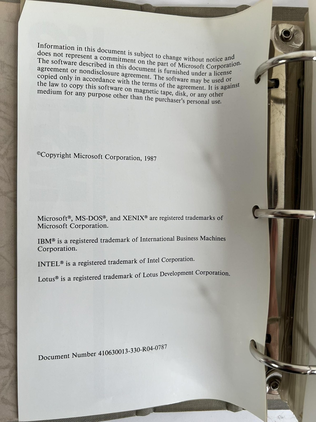 Vintage Microsoft MS-DOS Version 3.3 5.25 Floppy Disk Set Binder Manual Hyundai
