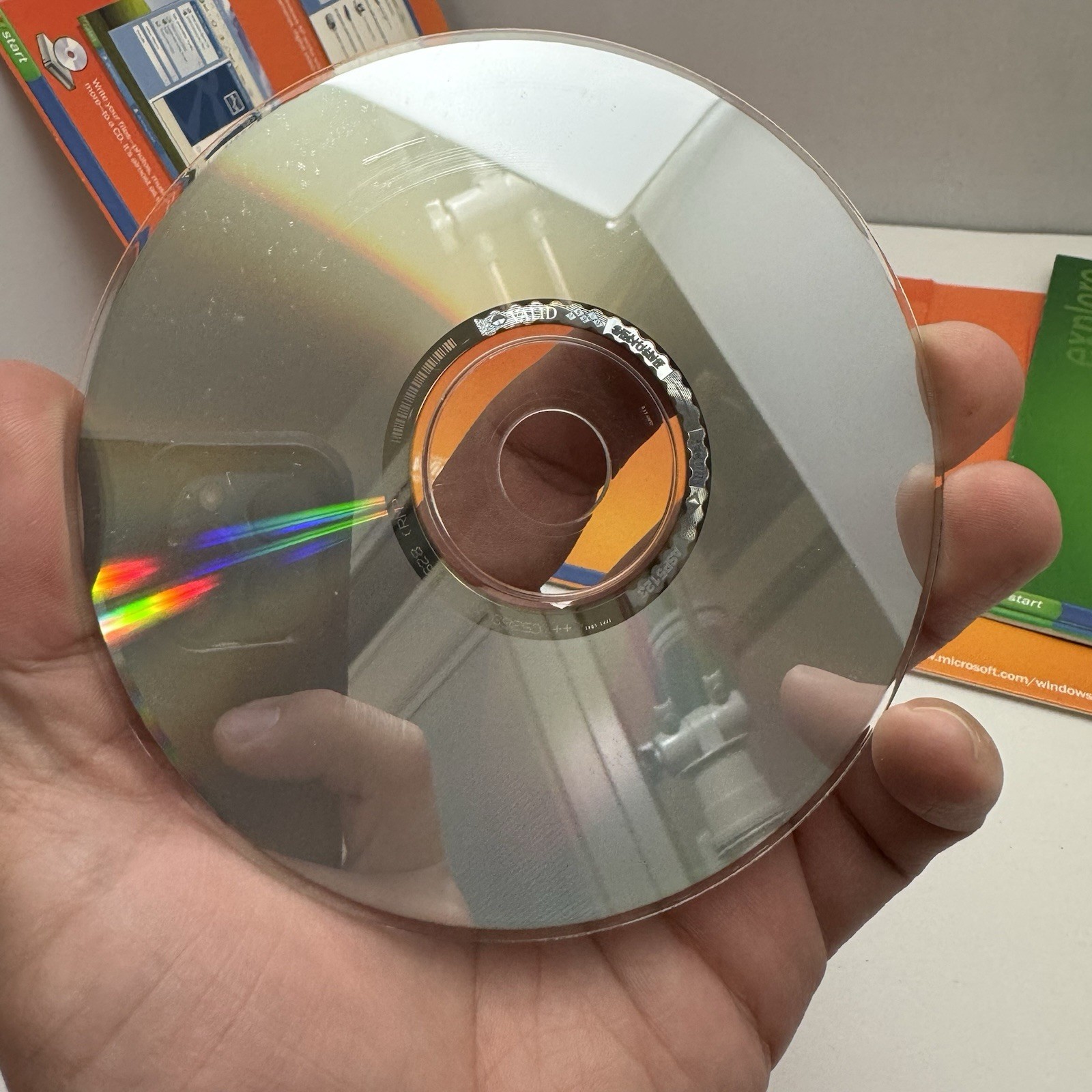 Microsoft Windows XP Home Edition Upgrade Version 2002 w Key USED