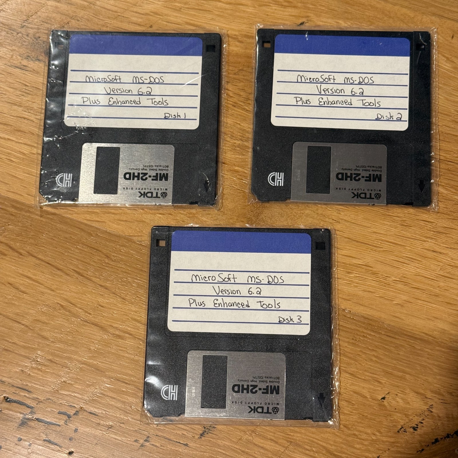 Microsoft MS-DOS 6 Upgrade – 3.5″ Disks, Manuals w/ DOS v6.2 Disks