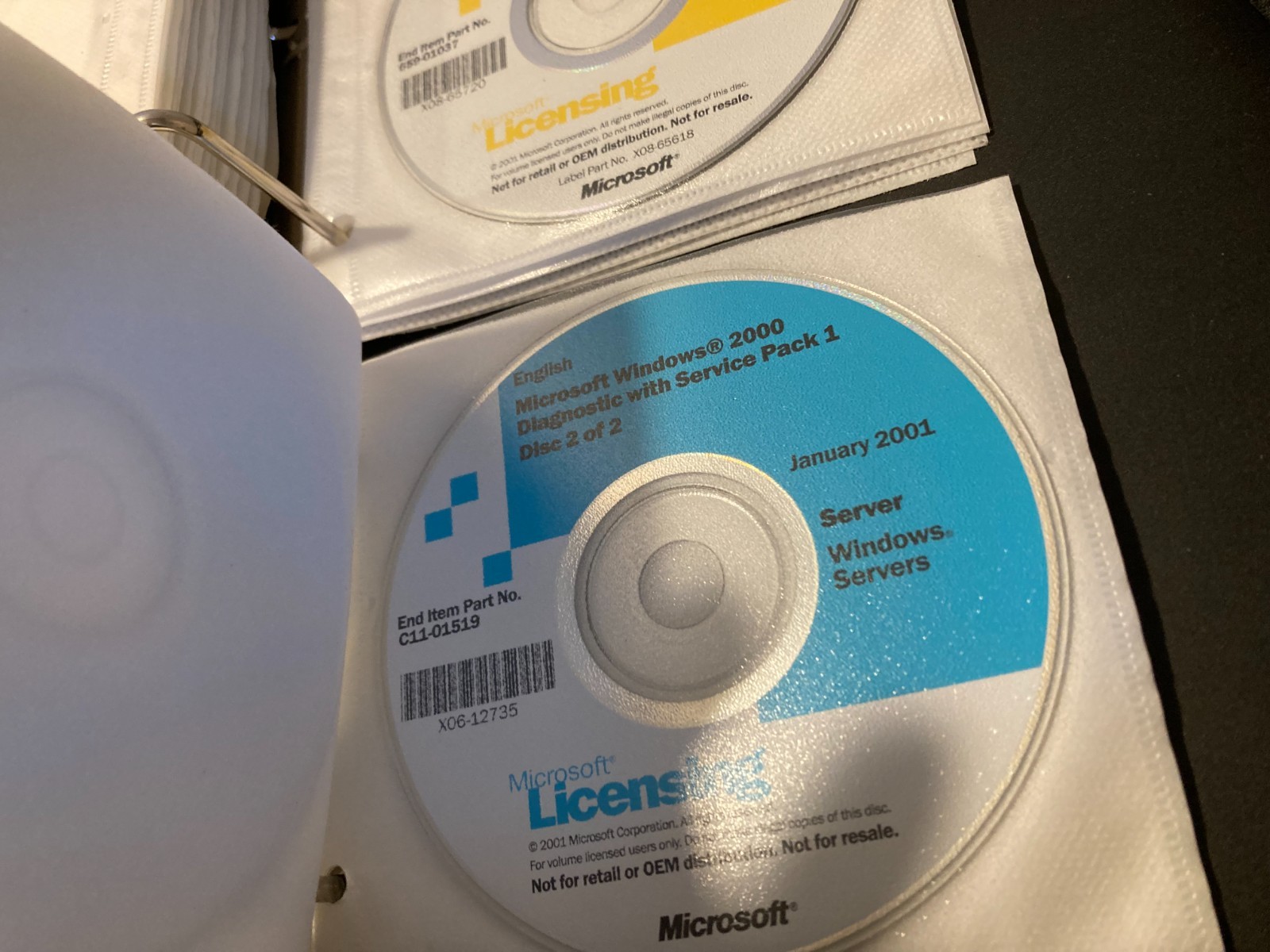 Microsoft Technet Plus CD Subscription Binder Discs – 2000-2001