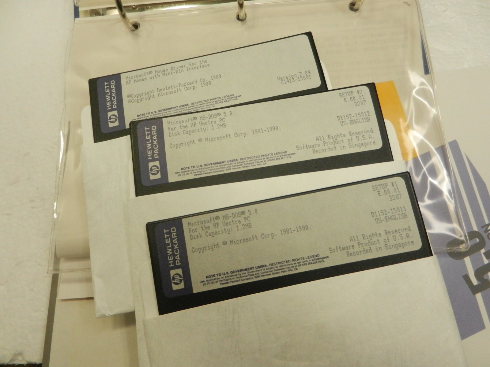 Microsoft DOS 5.0 VINTAGE Hewlett Packard HP BINDER 3.5″ & 5.25″ Floppy Disks