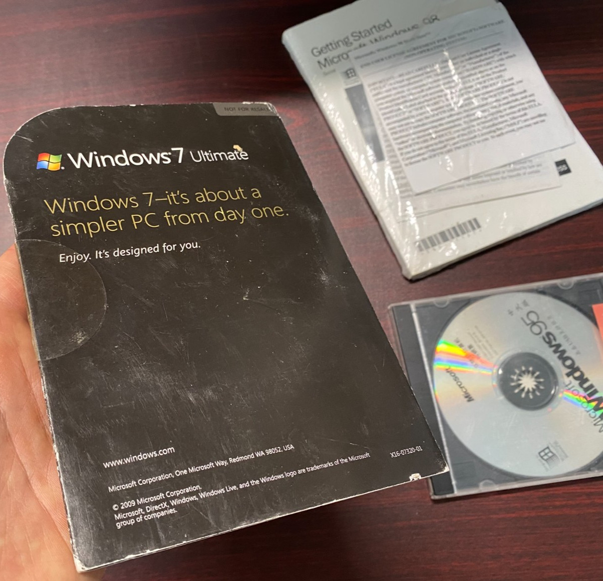 vintage Microsoft Windows 7 Ultimate Signature Edition & 95 sealed & 98 sealed