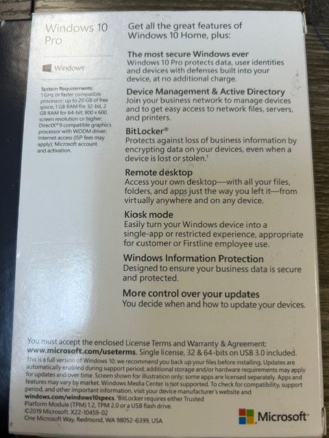 Microsoft Windows 10 Professional 32/64-Bit – USB – Retail Package + License Key