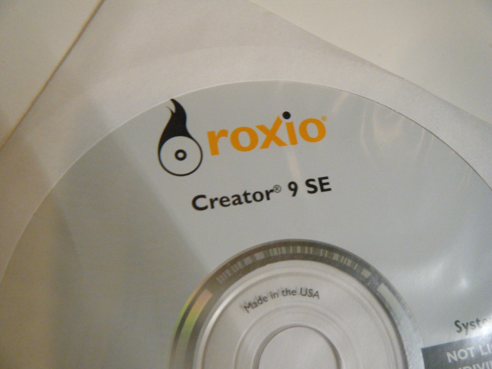 New Roxio Creator 9 SE CD. Software for video editing on older systems