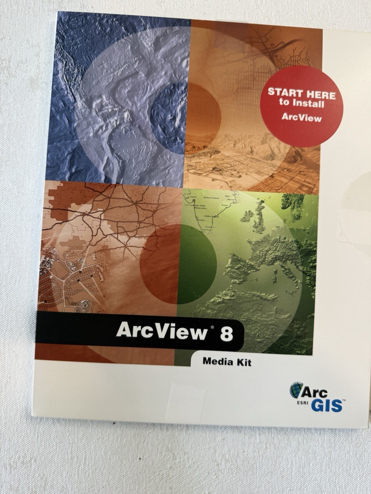 ARC GIS by ESRI instruction manuals and media kits 2003. 8.0 8.3
