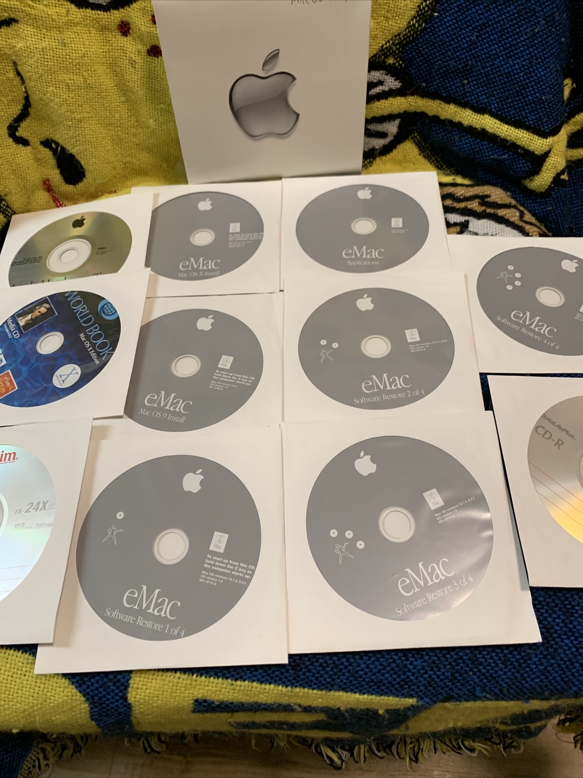 Apple iMac Software Restore CD’s of OS 9.2.1, Mac OS X 10.1 CD Version 1.0