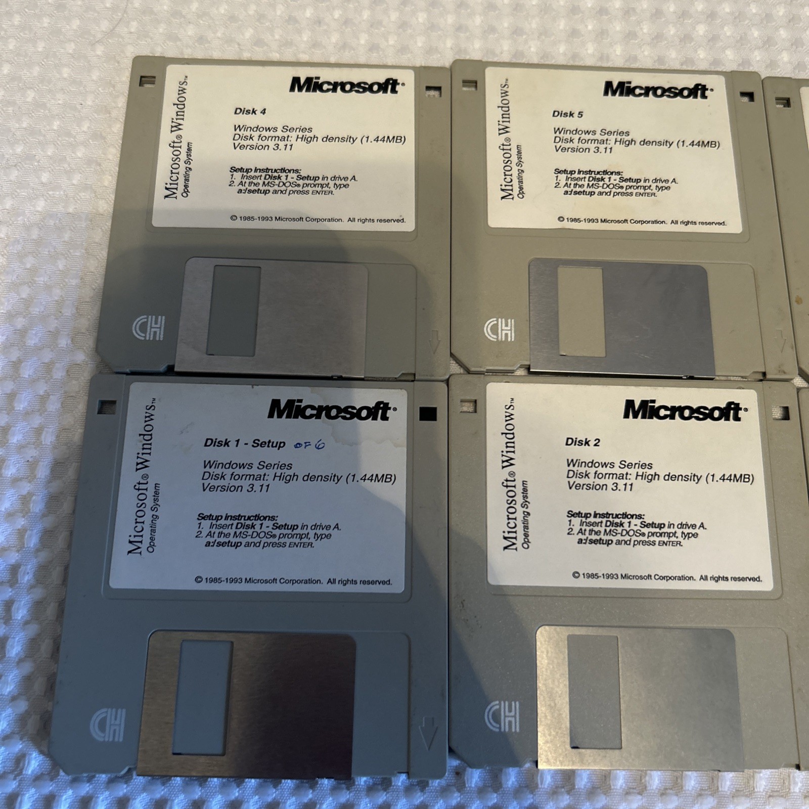 Microsoft Windows Operating System 1-6 Floppy Disks 1993 Version 3.11 (1.44MB)