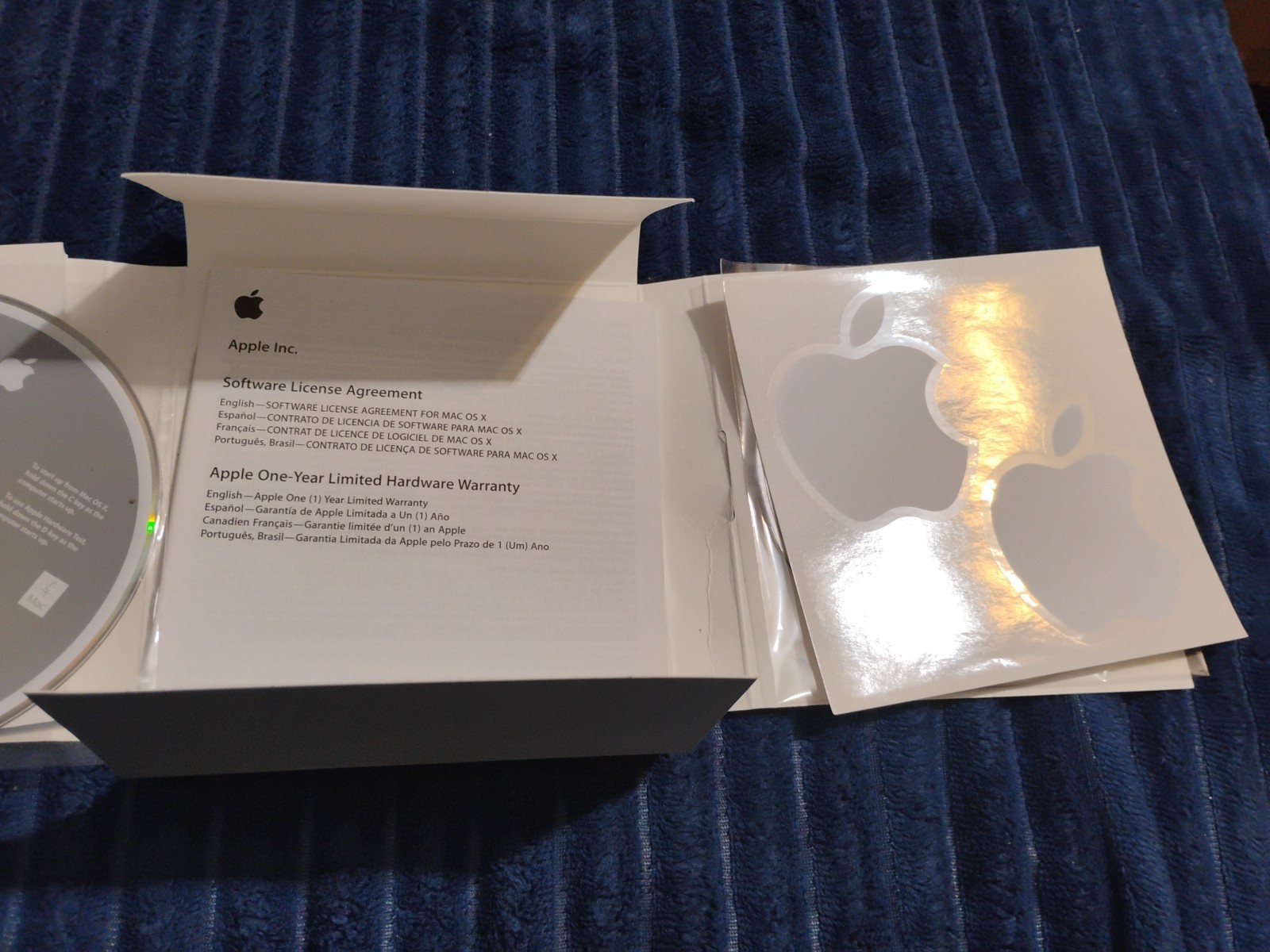 Mac Computers OS X Install Disc 1 & 2 Version 10.5.4 2008 Model 3A152 W/Manuals