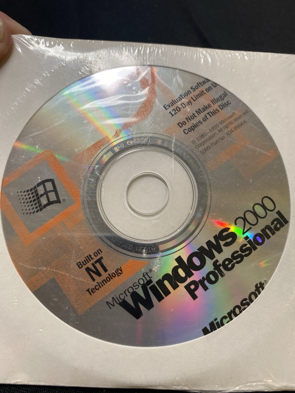 Microsoft Windows 2000 Professional Evaluation Disc Sealed. With Product key