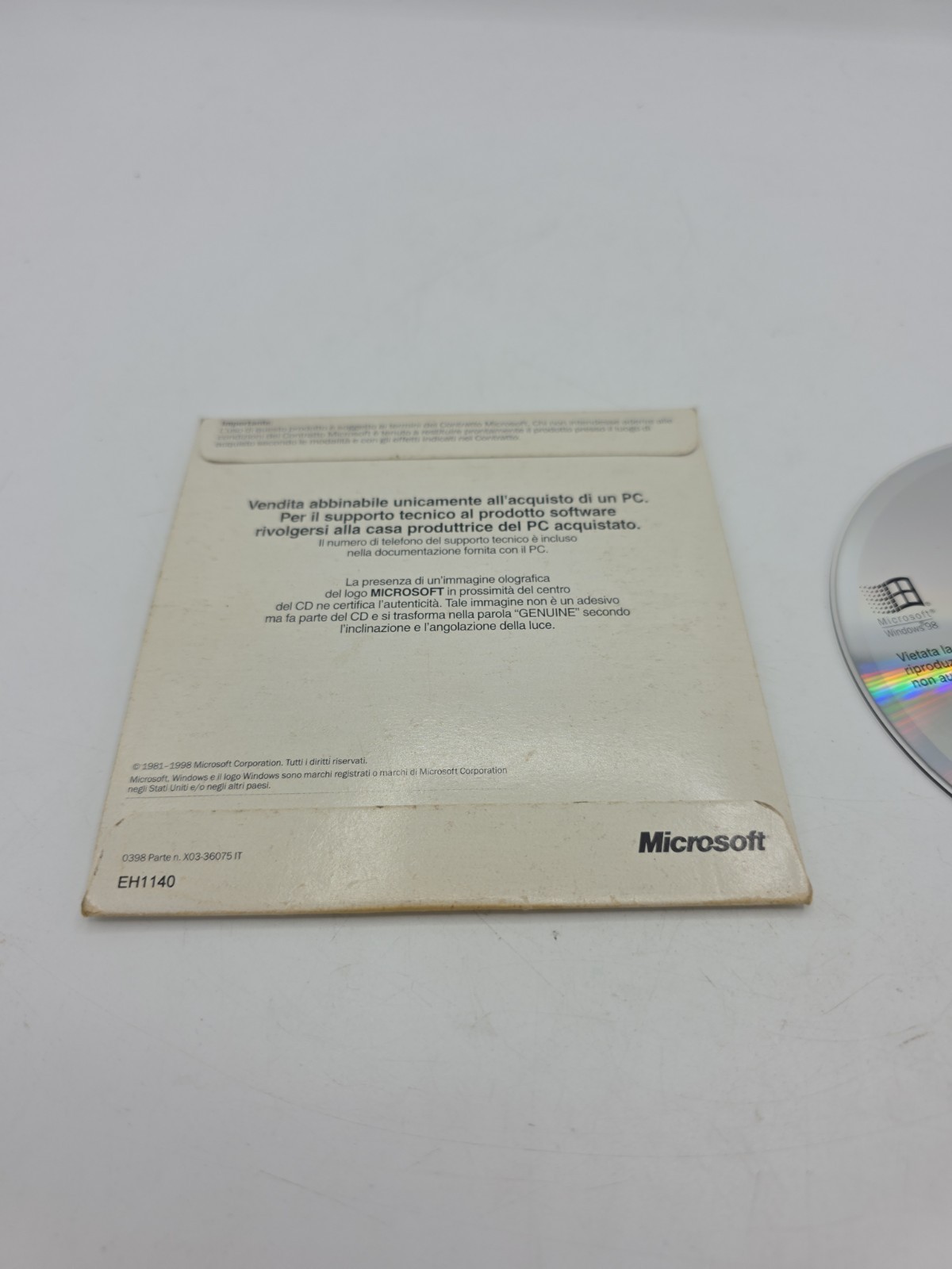 Windows 98 Microsoft Italian Operating System CD + PRODUCT KEY