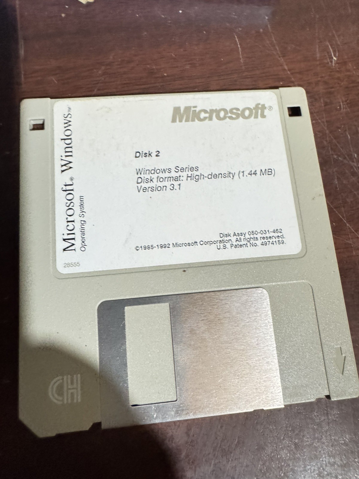 Microsoft Windows 3.1 on 3.5″ 1.44MB Floppy Disk install – Retail (6 Disks)