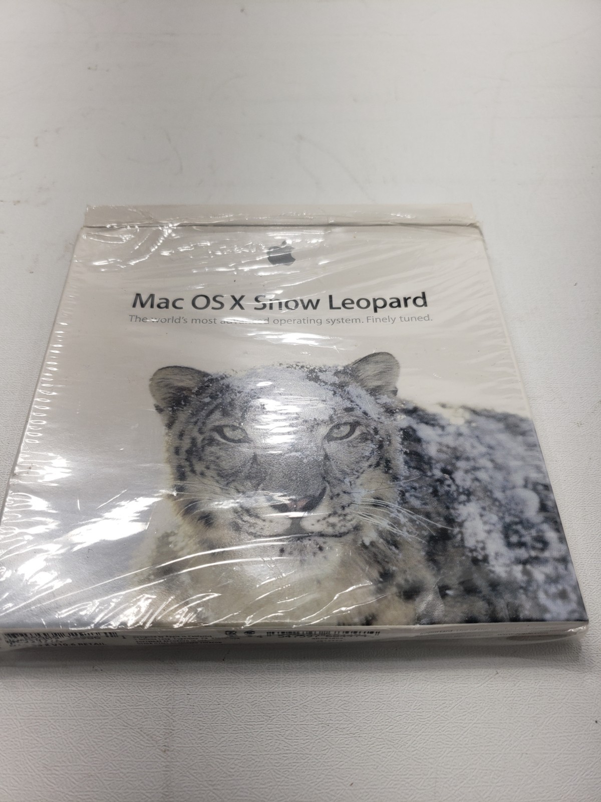 Apple Mac OS X Leopard 10.5.1 MB427Z/A & Snow Leopard 10.6 Retail Lot