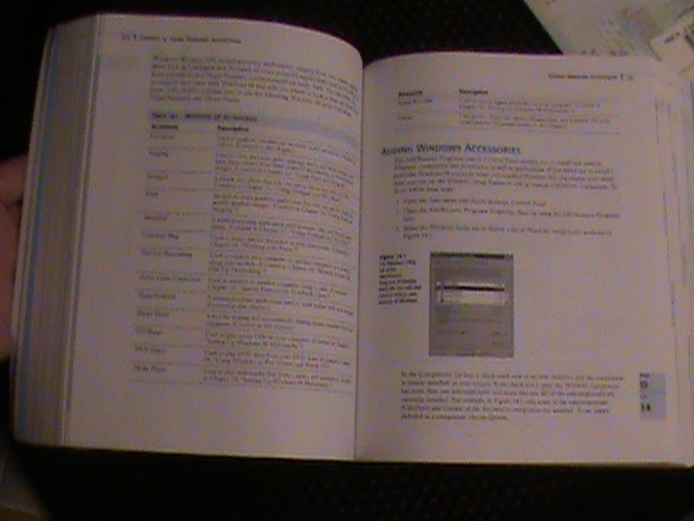WINDOWS 98 2nd. Edition W-KEY and 900 Page Manual by Que 3 Pc. Lot BONUS CD