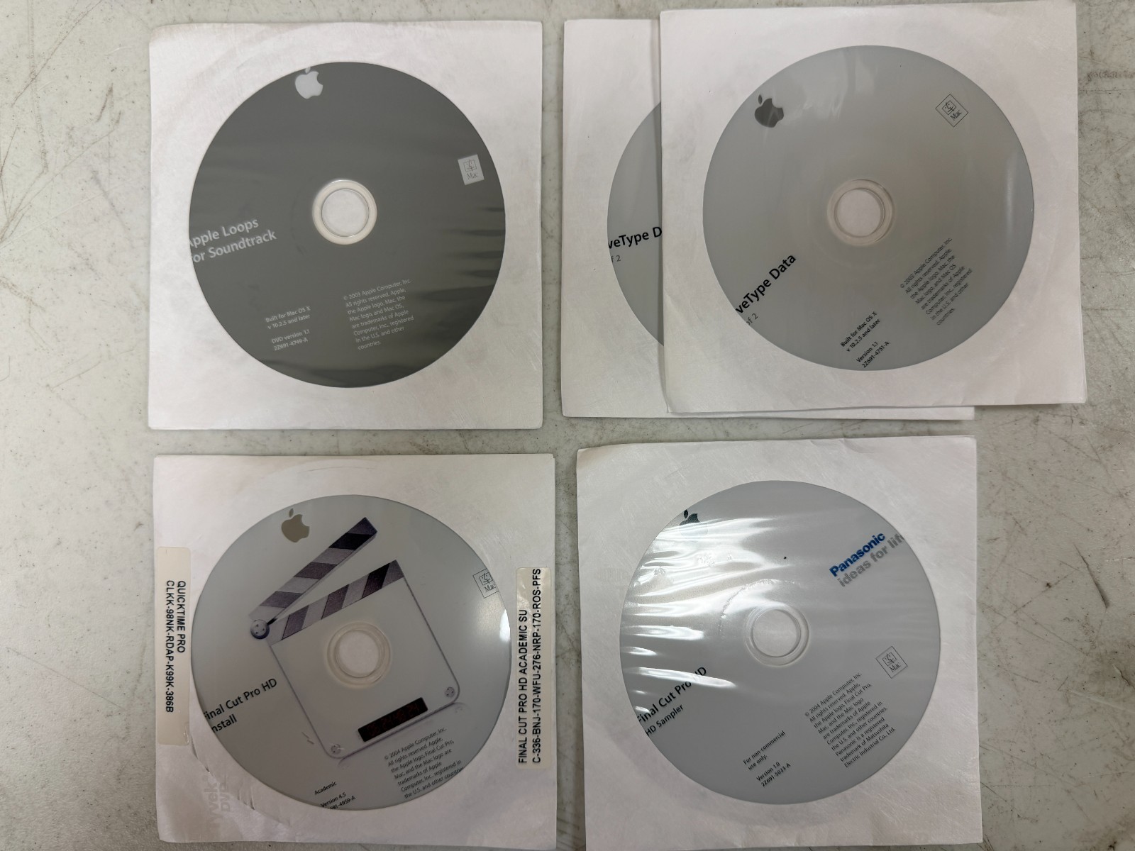 Lot of Apple Software – Final Cut Studio 2, Final Cut Studio, Mac OSX, G5, iLife