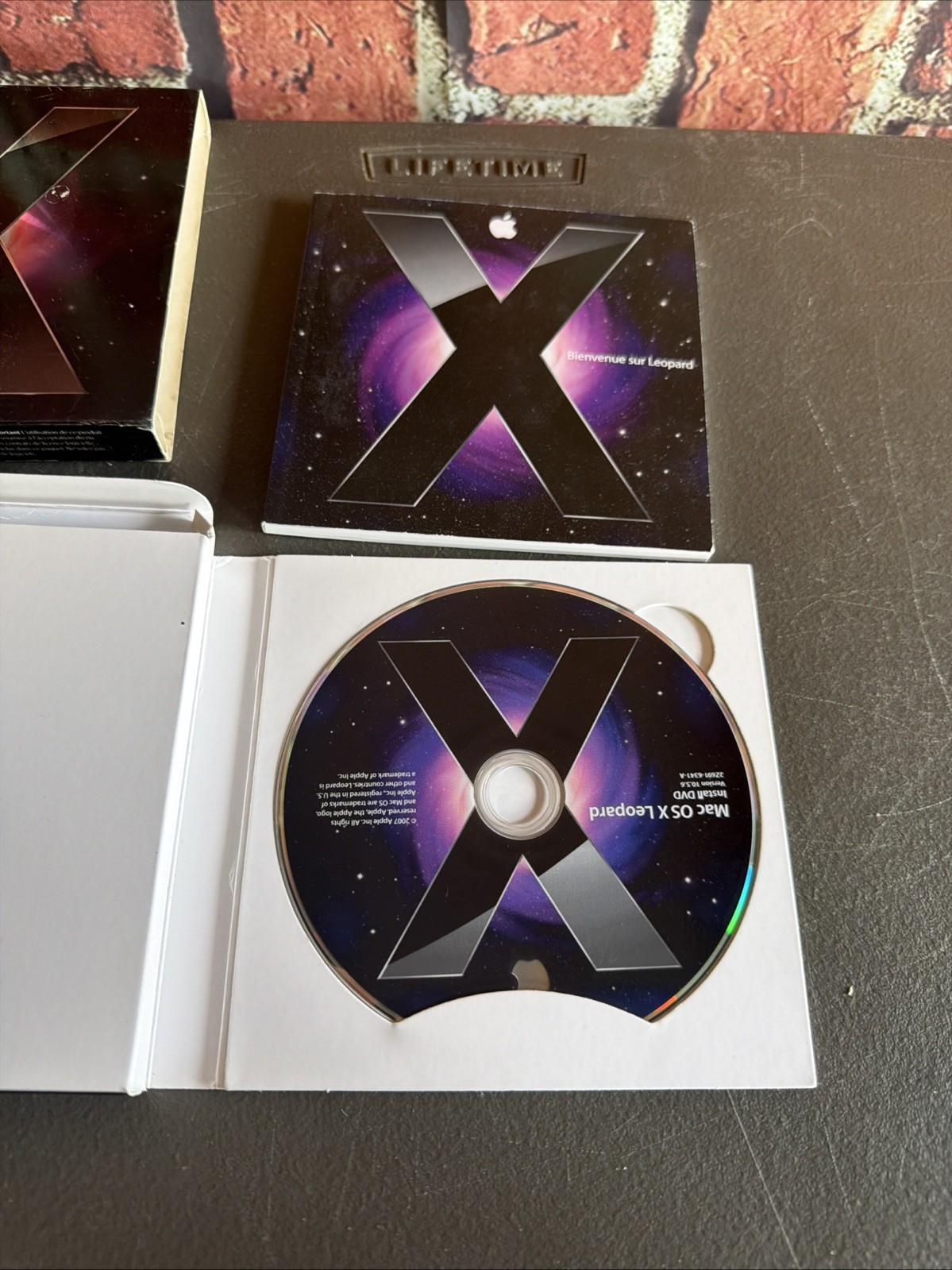 Apple Mac OS X Leopard Version 10.5 Install DVD Disk + Manual