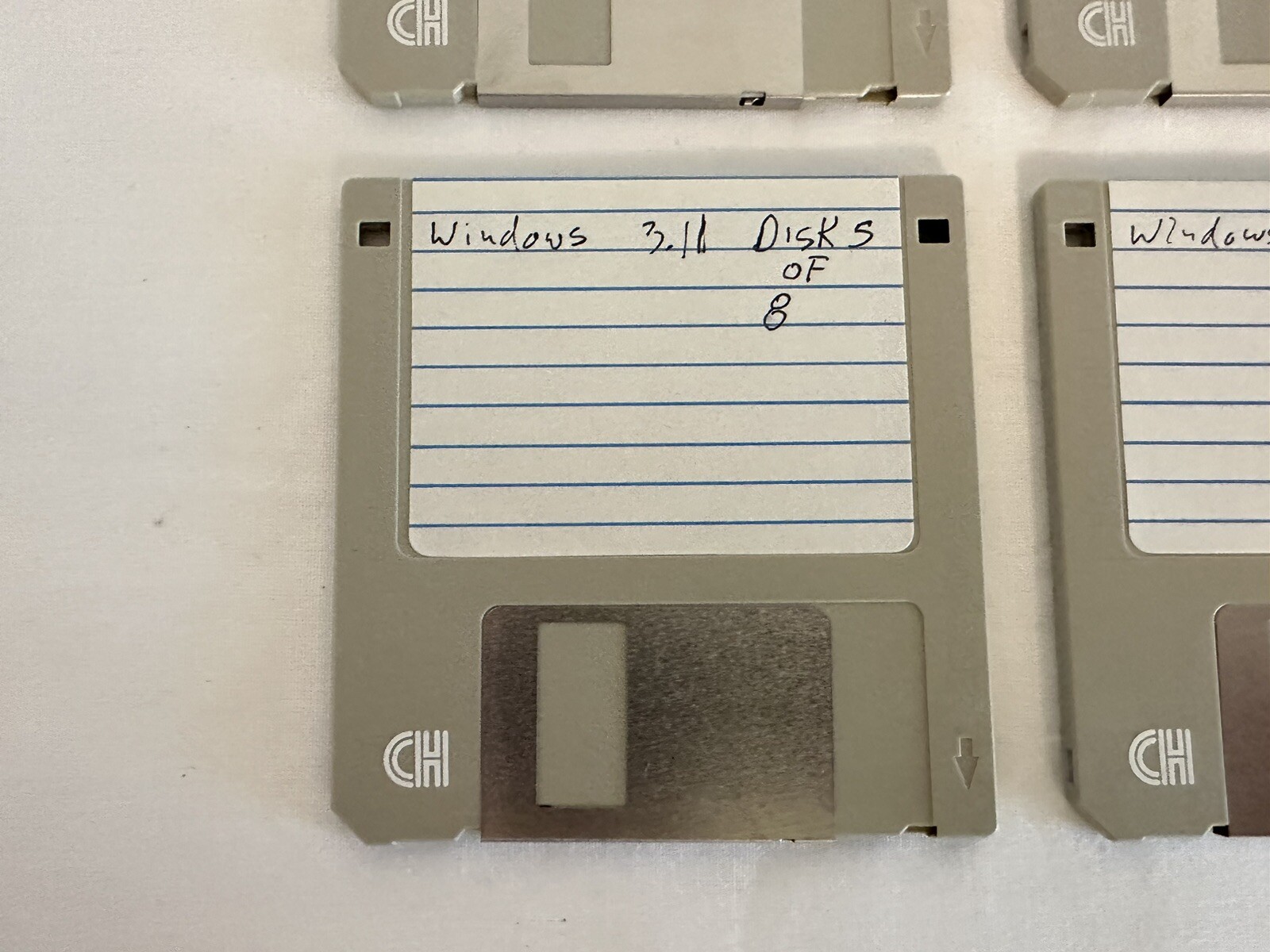 Microsoft Windows 3.11 on 3.5″ Floppy Disk install Workgroups 8 Disks