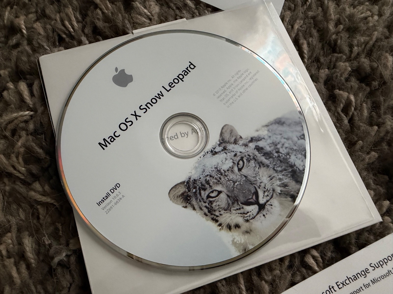 Apple Mac OS x Snow Leopard Operating System version 10.6.3