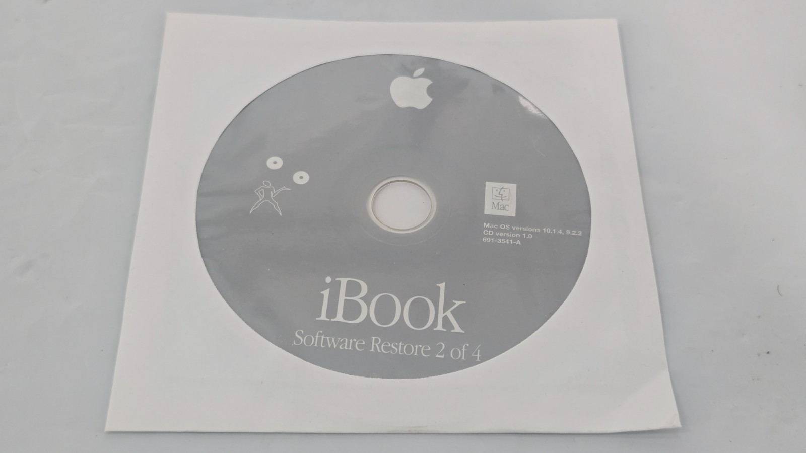 iBook G4 System Restore 8 Discs & World Book Mac 10.1.4, 9.2.2 LOT of 8