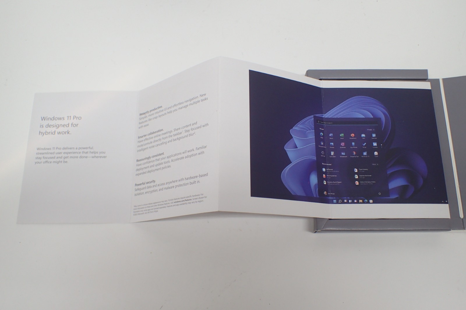 Microsoft Windows 11 Pro Professional 64bit Kit Retail Key USB Box Kit 5PK