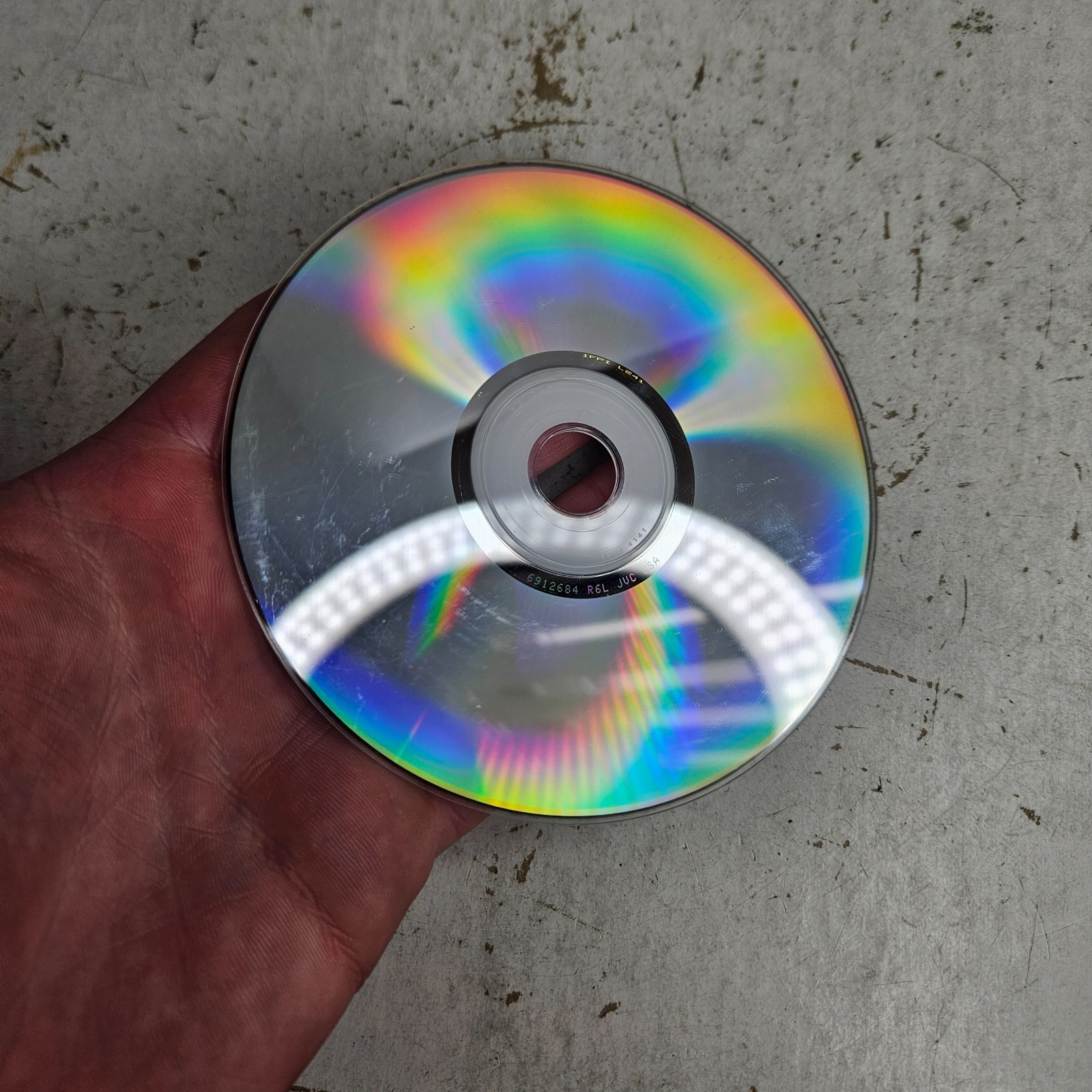 Apple Mac OS 9 Featuring Sherlock 2 Install CD Disc version 9.0.4