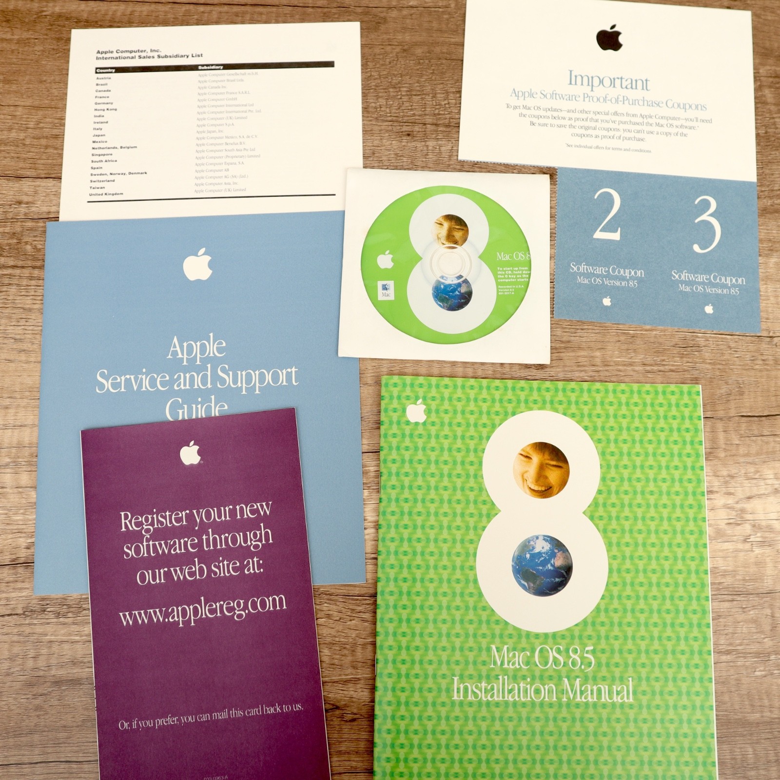 Apple Mac OS 8.5 Operating System – Retail Big Box CD-ROM with Manuals