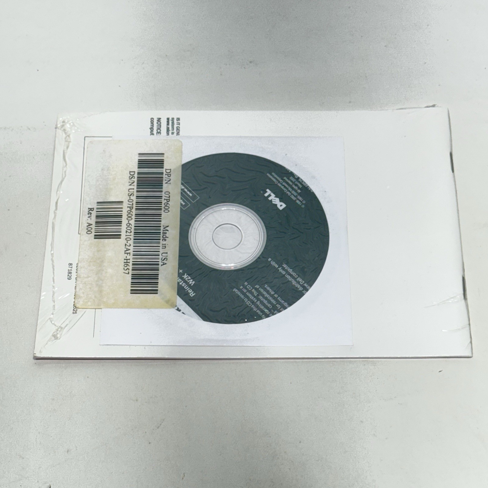 Vintage MICROSOFT WINDOWS 2000 Professional W/Key NEW NOS