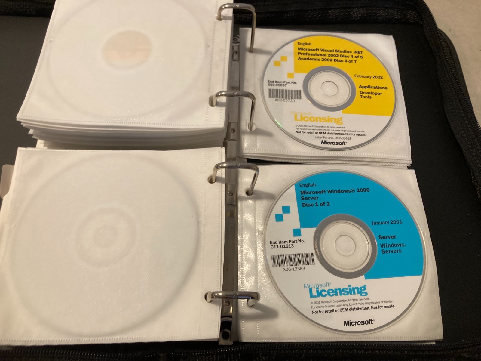 Microsoft Technet Plus CD Subscription Binder Discs – 2000-2001