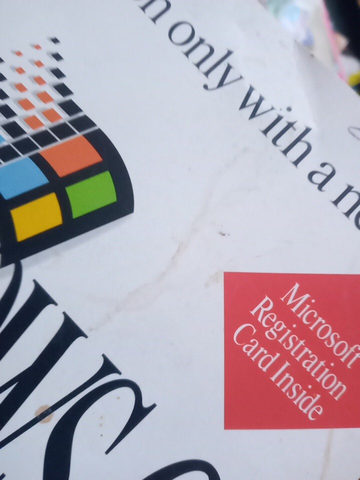 Early Vintage Microsoft Windows For Workgroups & MS-DOS Book Printed USA in 1994