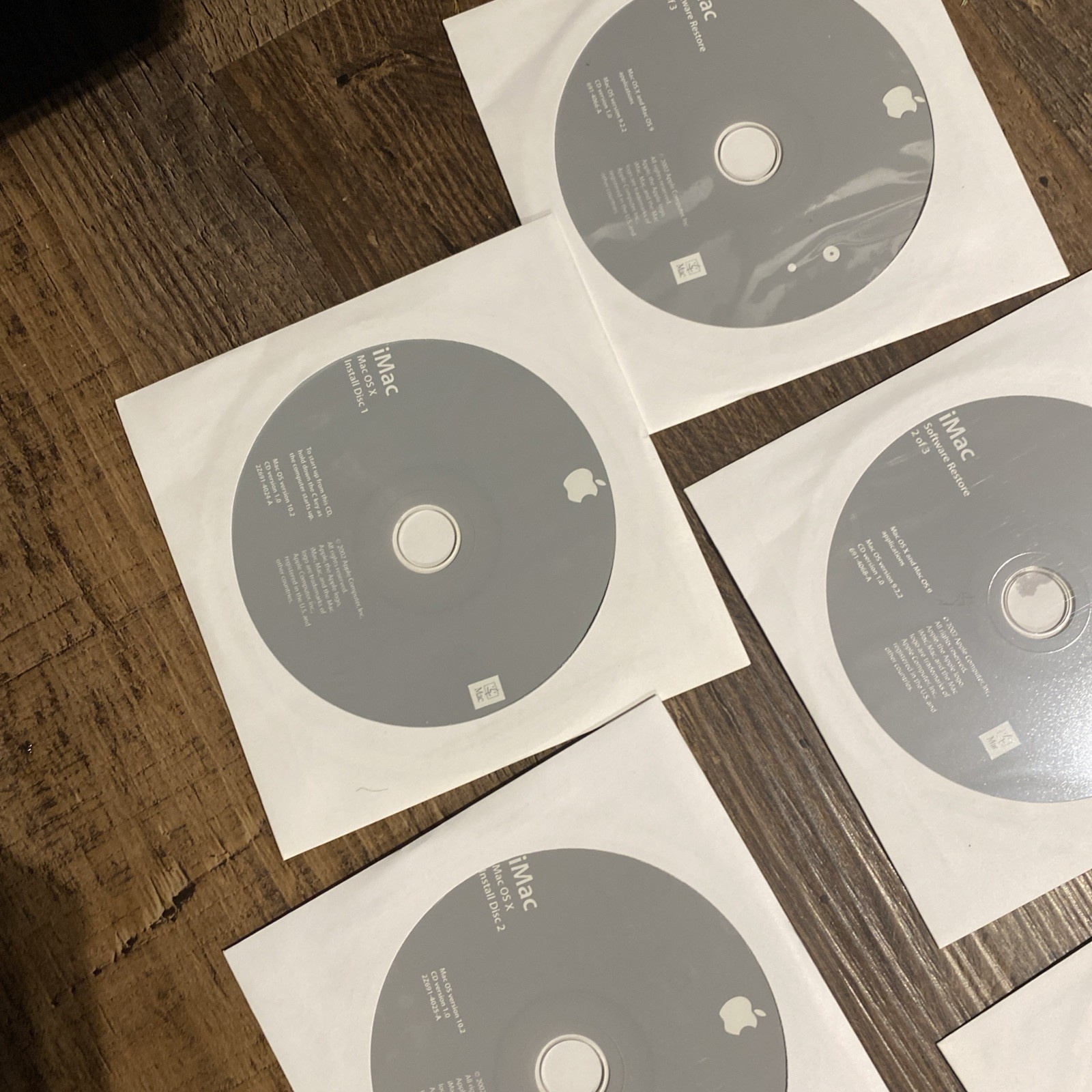 Apple IMAC SOFTWARE RESTORE OS VERSION 9.2.2 (6 Disks)
