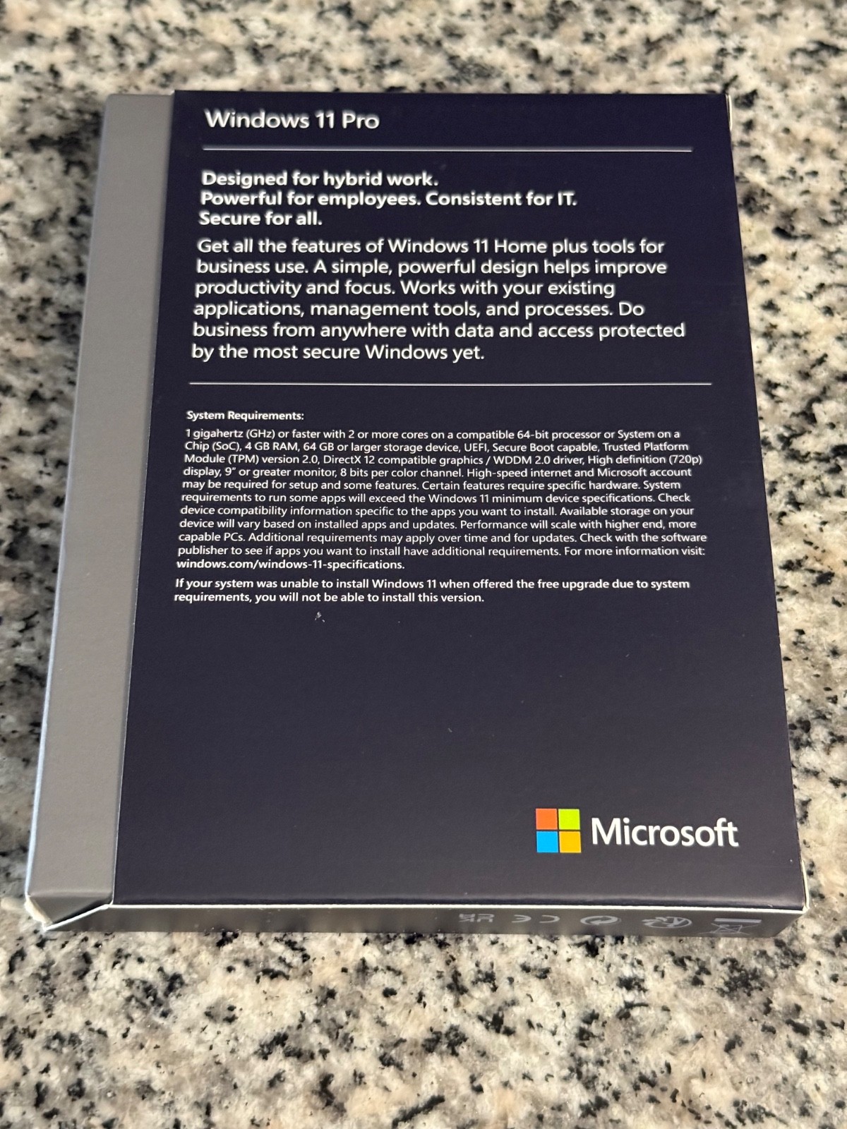 Windows 11 Pro Retail USB Drive 64Bit | Fast Free Shipping