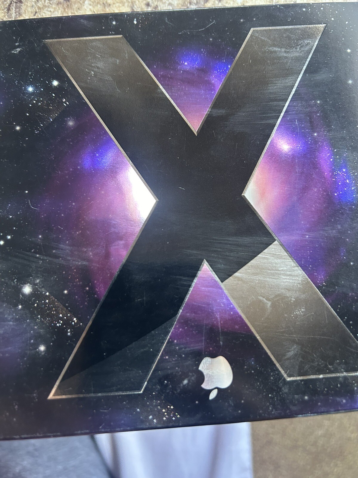 Apple Mac OS X v10.5 Leopard Operating System Software – Family Pack (MB428Z/A)