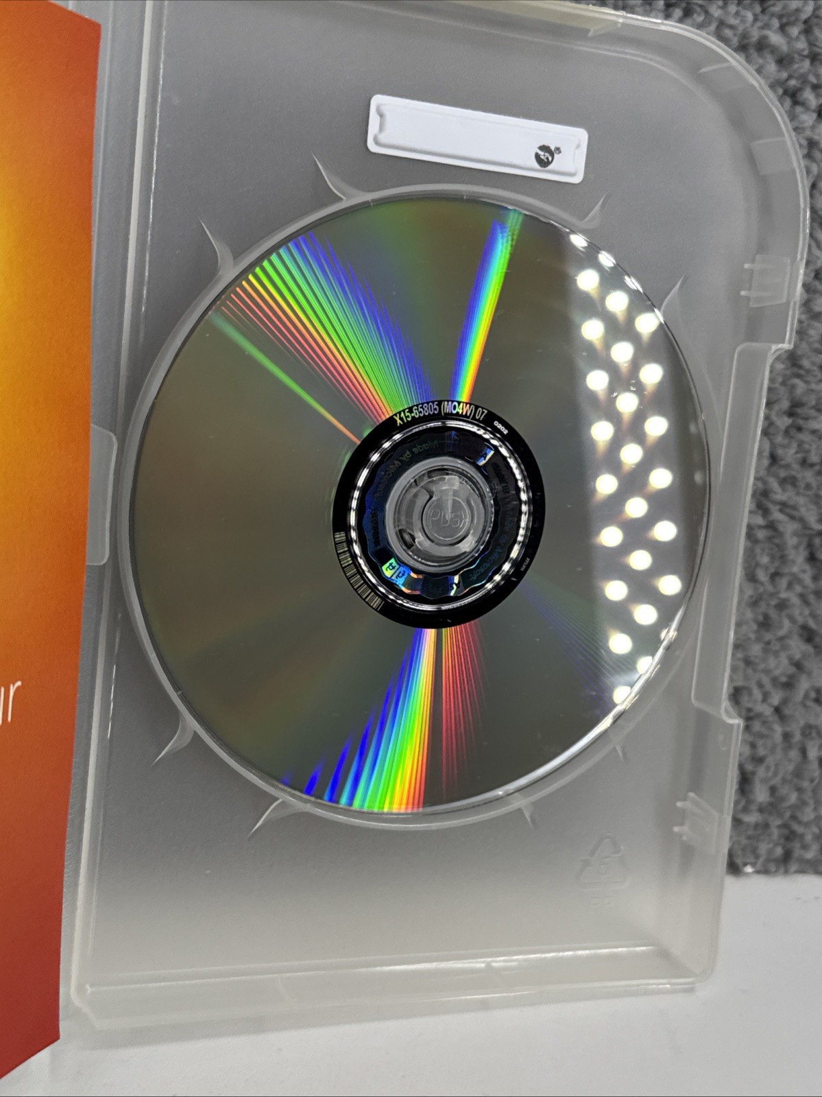 Microsoft Windows 7 Professional Upgrade 32 Bit and 64 Bit DVD MS WIN PRO=RETAIL