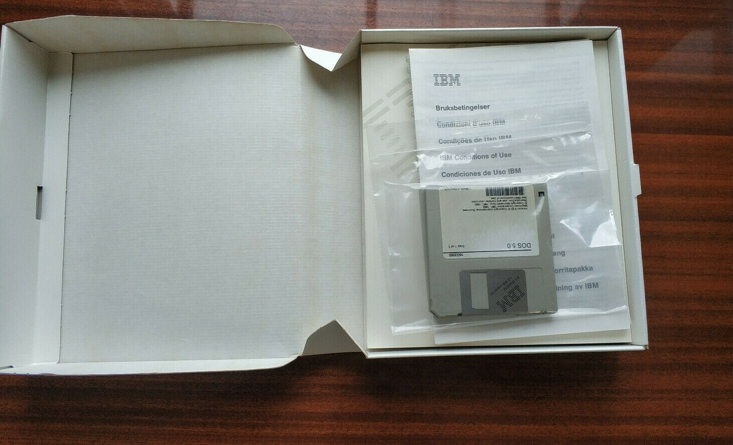 MS DOS 5.0 IBM 3,5″ HD IBM and Compatibles (1992)