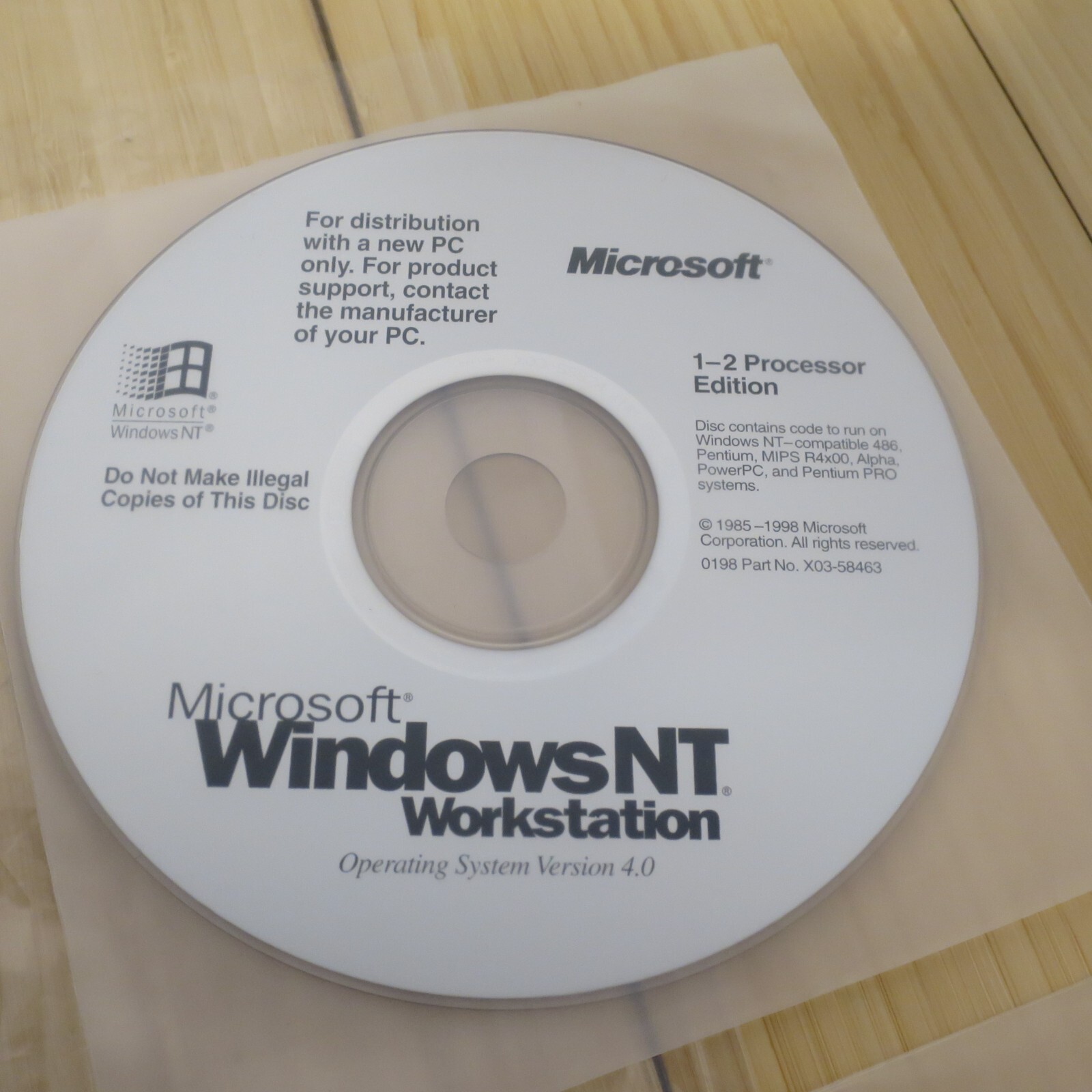 Microsoft Windows NT Workstation 4.0 SP4 CD-ROM, 3.5 Floppies, Manual & COA 02